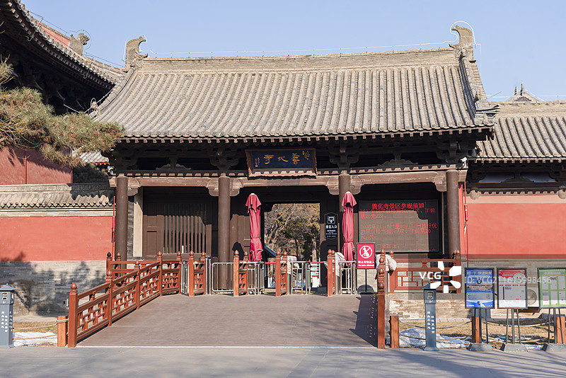 山西省大同市善化寺大门图片素材
