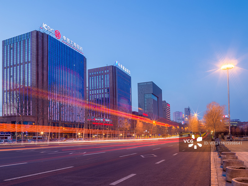 长春璀璨夜色下的建筑魅力图片素材