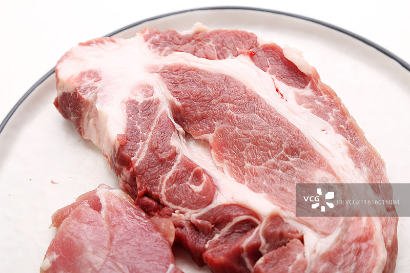 新鲜梅头肉猪肉图片素材