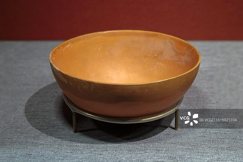 陶钵 新石器时代 仰韶文化 陕西宝鸡北首岭遗址 中国考古博物馆（中国历史研究院）文明起源展厅图片素材