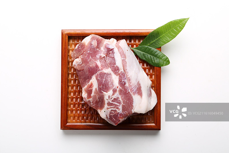 新鲜梅头肉猪肉图片素材