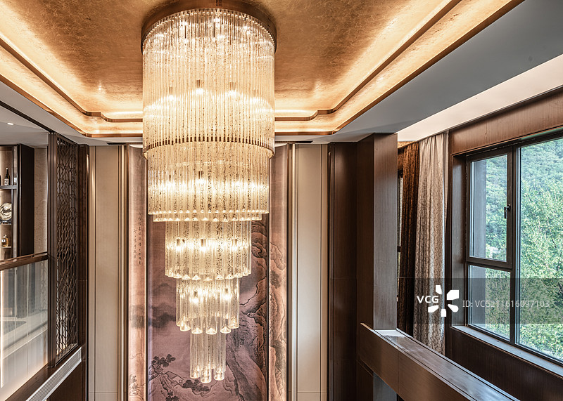 中式样板间客厅吊灯特写图片素材