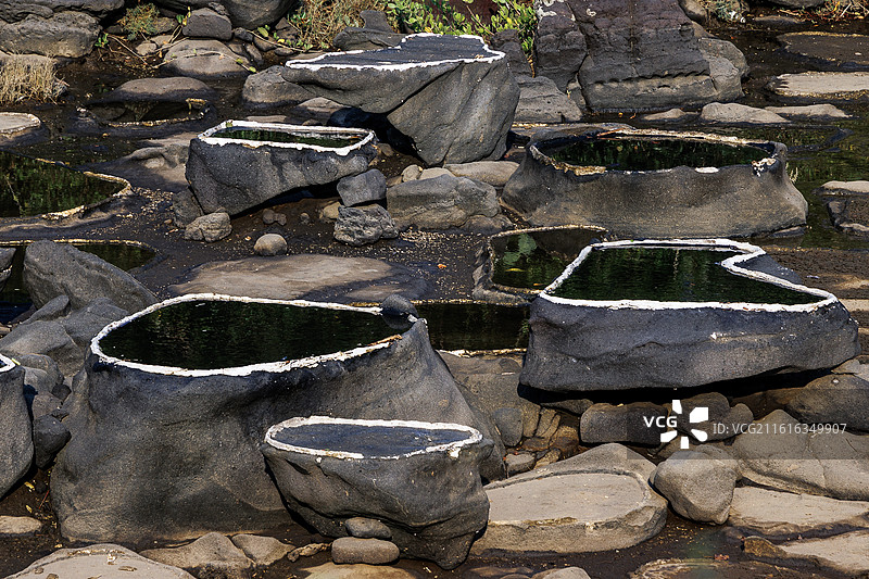 海南儋州洋浦之古法盐槽图片素材