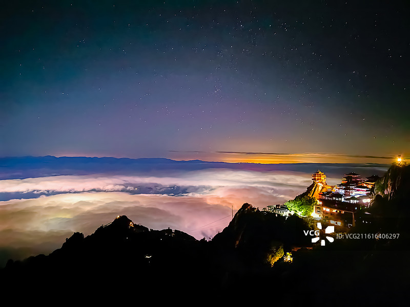 洛阳老君山云海星空夜景图片素材