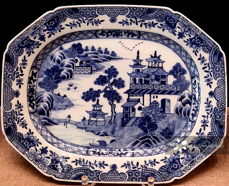 清乾隆、青花柳亭图八方倭角盘、2026（东方印迹——从外销定制到本土新潮）文物展图片素材