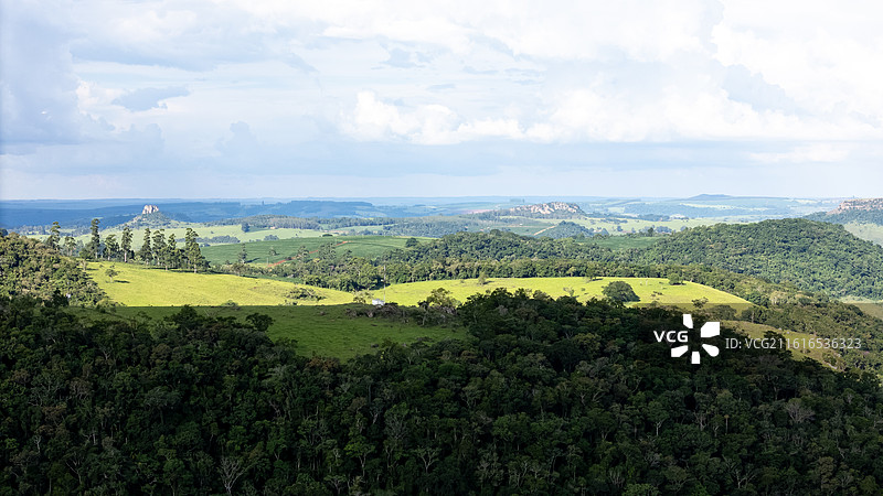 巴西，圣保罗，柏拉拿州，Cachoeira do Espírito San，千岛湖图片素材
