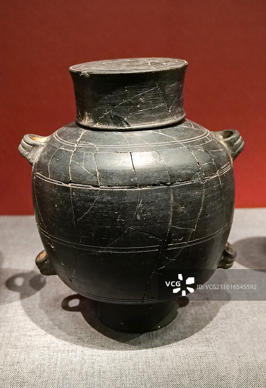 黑陶罍 新石器时代 龙山文化 山东临朐西朱封遗址 中国考古博物馆（中国历史研究院）文明起源展厅图片素材