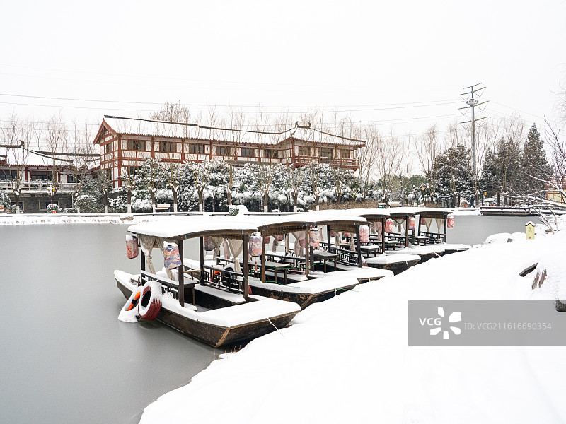 雪后的郑州市荥阳市刘禹锡公园图片素材