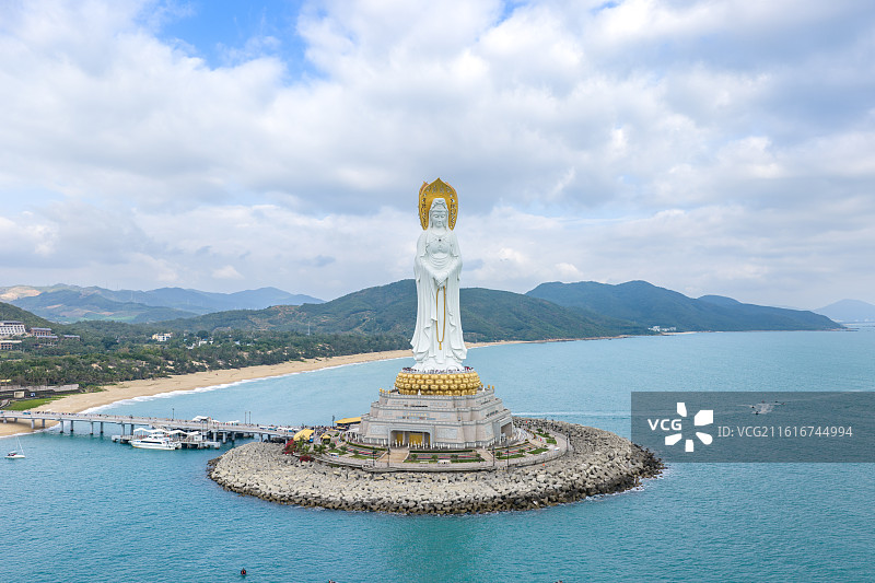 三亚南山文化旅游区海上观音像航拍（南海观音）图片素材