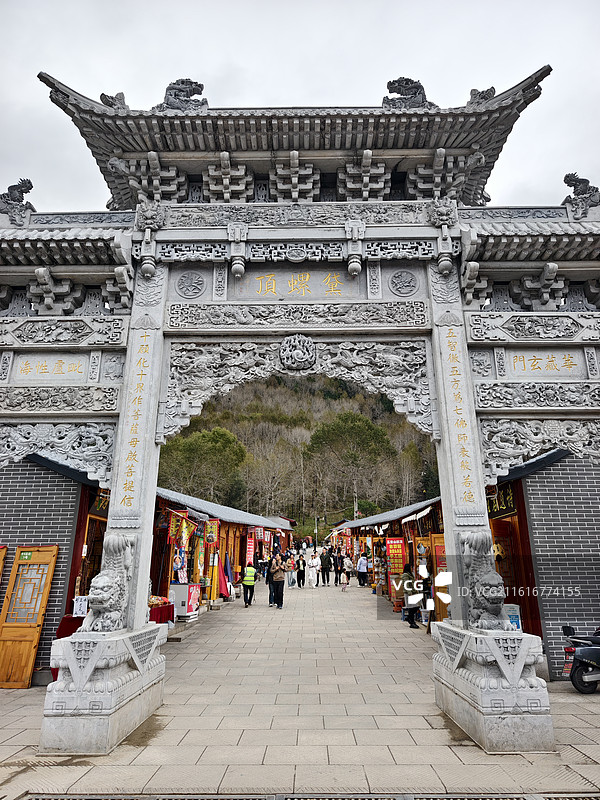 山西五台山黛螺顶牌坊图片素材