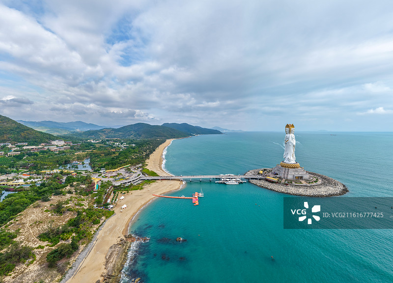 三亚南山文化旅游区海上观音像航拍（南海观音）图片素材