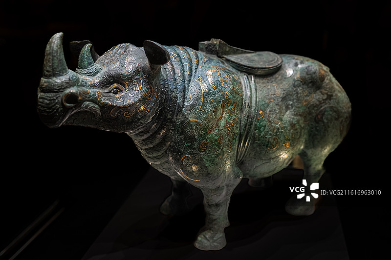 西汉 错金银云纹青铜犀尊 1963年陕西兴平出土 中国国家博物馆 镇馆之宝 国宝图片素材