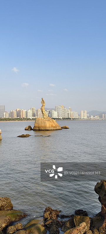 珠海情侣中路珠海渔女图片素材