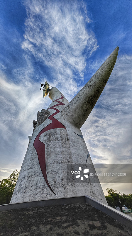 万博纪念公园位于大阪吹田市，是 1970 年世博会旧址，园内设施丰富，自然与文化交融。图片素材