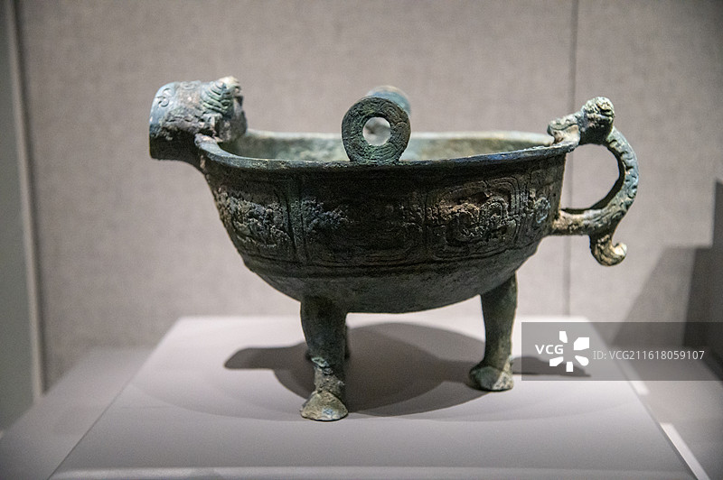 莒南县博物馆文物春秋时期鼎形匜图片素材