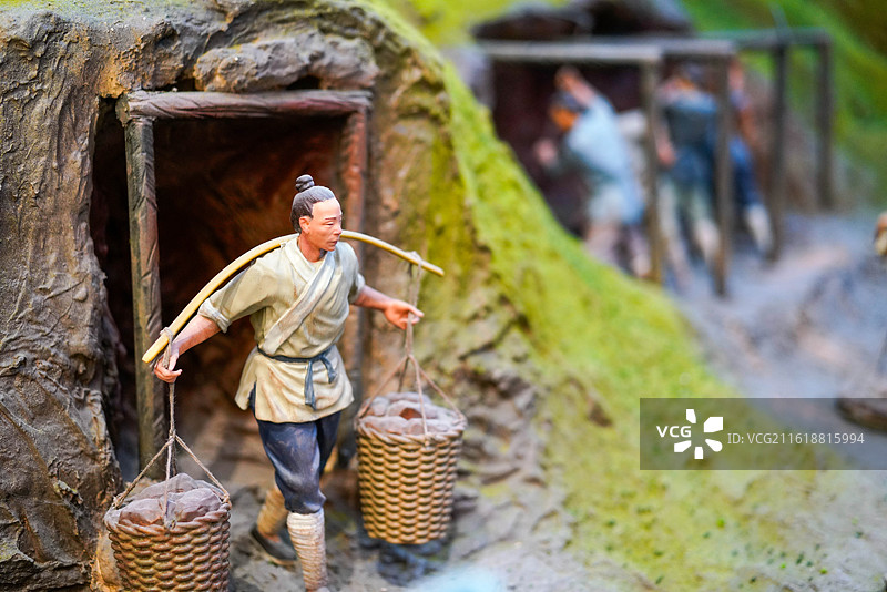 中国宜兴陶瓷博物馆紫砂陶制作工艺微缩景观纪实图片素材