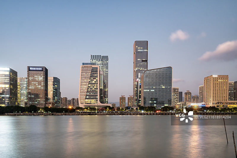 福州闽江北岸海西金融街图片素材