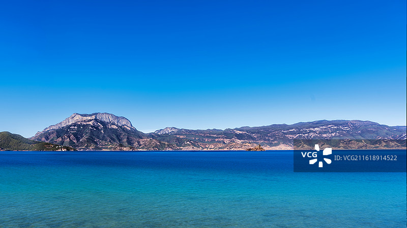 丽江泸沽湖格姆女神峰图片素材