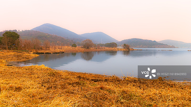 烟水共天柔，苏州太湖水墨美景图片素材