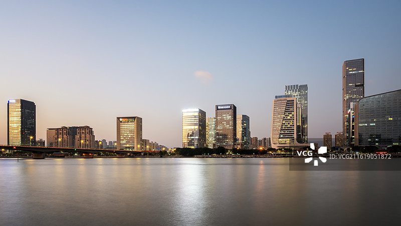 福州闽江北岸海西金融街图片素材