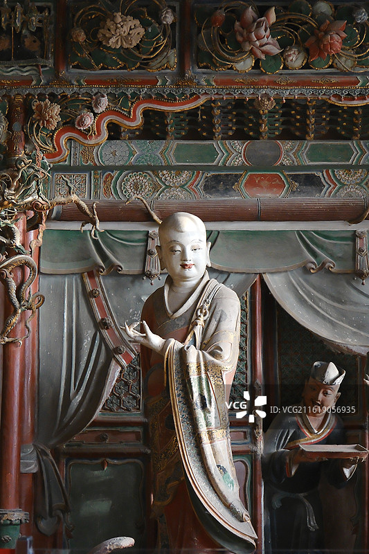 山西临汾隰县小西天大雄宝殿塑像图片素材