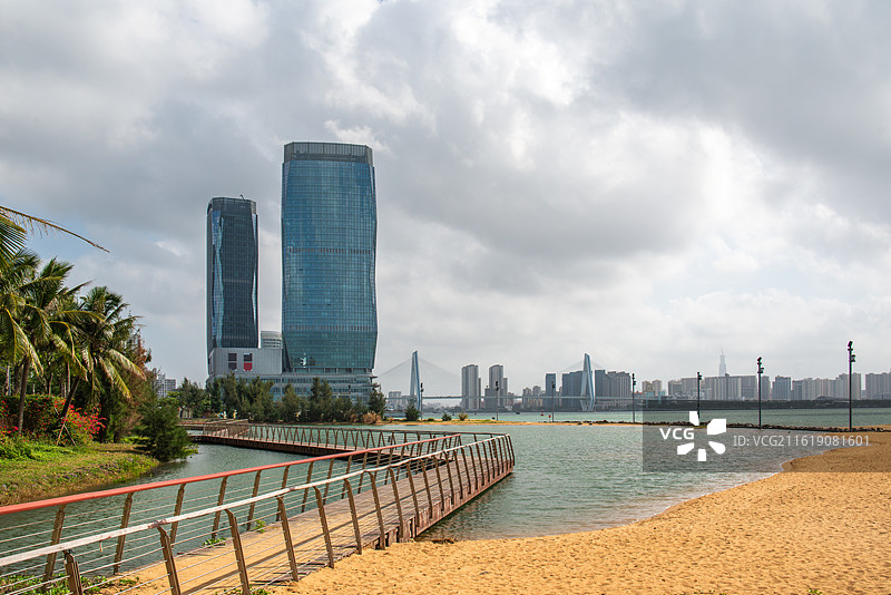 海口湾天空之山风光，中国海南省海口市图片素材