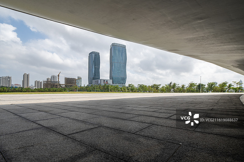 海口湾天空之山风光，中国海南省海口市图片素材