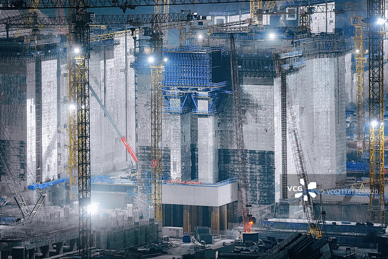 广西平陆运河工程马道枢纽建设夜景图片素材