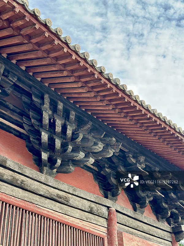 大同古代建筑善化寺三圣殿巨大莲花斗拱图片素材