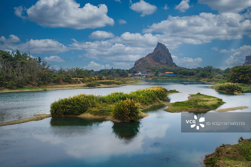 春湾山水画卷图片素材
