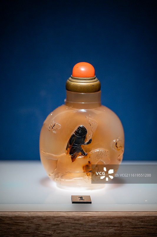 国家博物馆 马年新春文化展 清 玛瑙“马上封侯”鼻烟壶图片素材