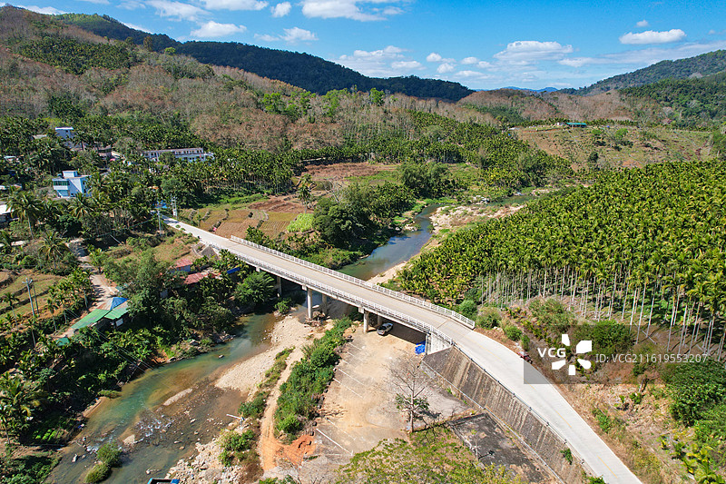 海南五指山市毛阳镇什冲黑村风光图片素材
