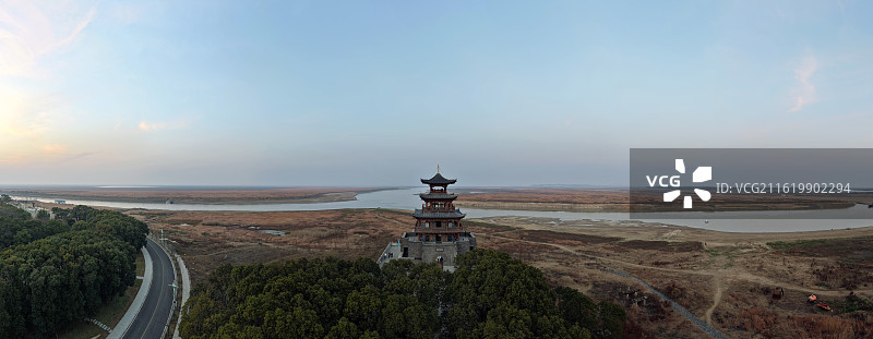 江西九江永修吴城候鸟小镇望湖亭日落景观图片素材
