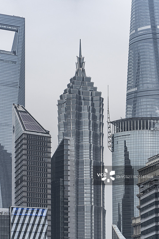 战争与和平-上海市人民英雄纪念塔图片素材