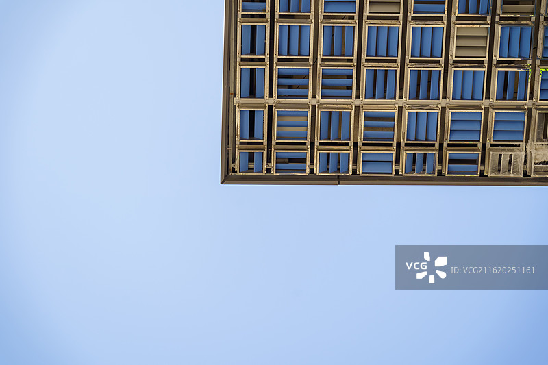 广州阿里巴巴华南运营中心大厦的楼底图片素材