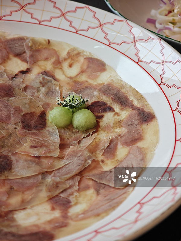 北方白水大刀牛肉 中国版伊比利亚火腿 山东菜鲁菜北京菜 白茸 黑珍珠米其林餐厅创意菜图片素材