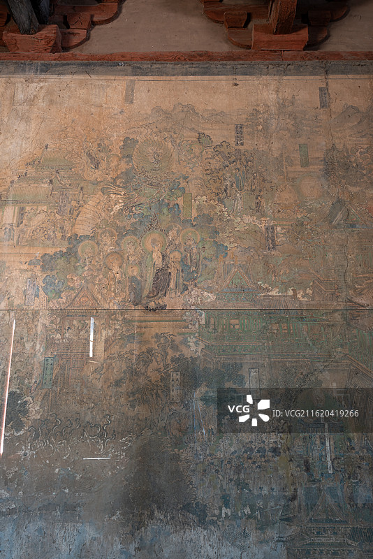 山西忻州繁峙县国保单位岩山寺文殊殿里的金代壁画图片素材