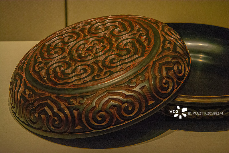 民国剔犀铜胎如意纹文房盒图片素材