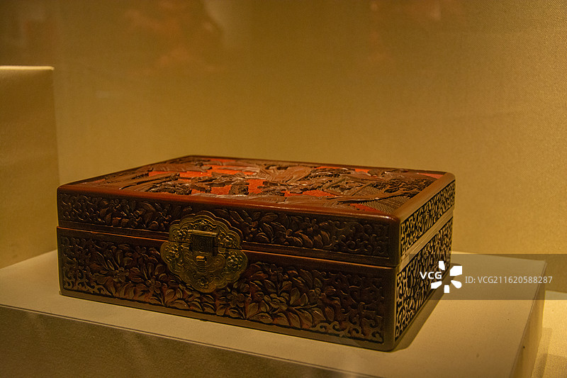 民国剔彩人物首饰盒图片素材