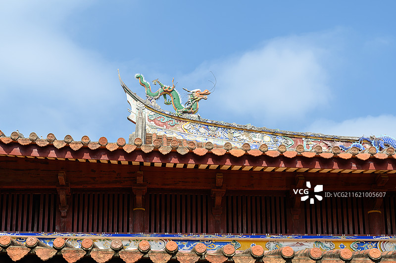 泉州古城的热门旅游点：泉州西街、开元寺、双塔、中山路、妙音鸟图片素材