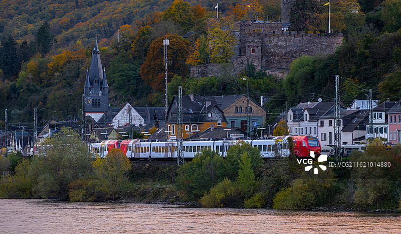 莱茵河畔的科布伦茨到海德堡沿岸风光图片素材