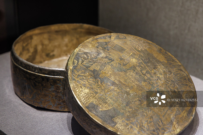 金代錾刻人物故事银鎏金盒及外盖·阿城地区·金上京历史博物馆藏图片素材