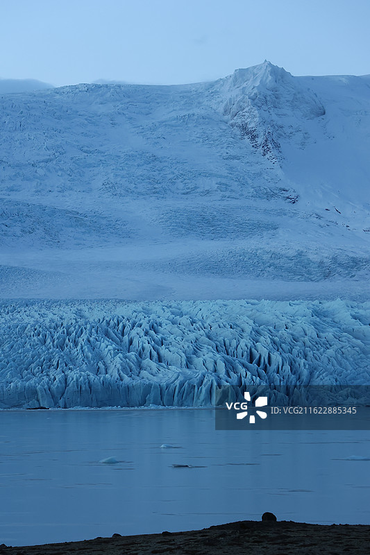 冰岛冰河湖南线绝美风光 杰古沙龙冰河湖钻石沙滩蓝冰奇观瓦特纳冰川南岸瀑布极光自驾旅行自然风景摄影图片素材