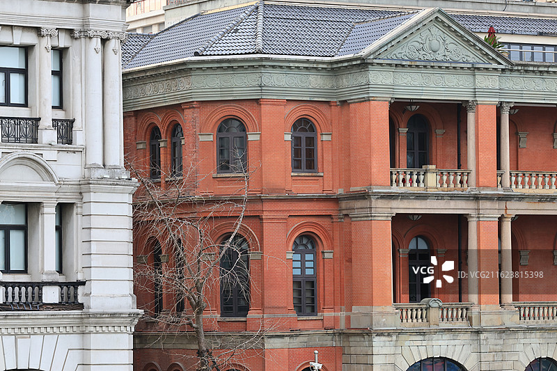 上海外滩黄浦江边滨江高层建筑历史老欧式建筑特写图片素材