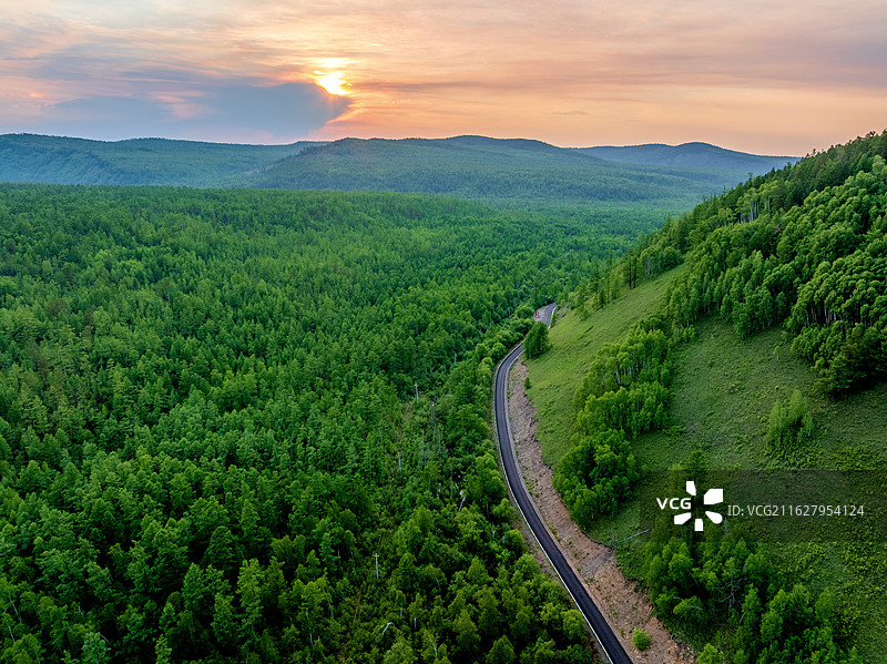 中国黑龙江大兴安岭漠河市203县道航拍图片素材