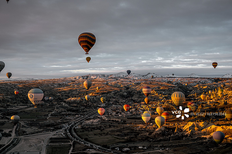热气球 卡帕多奇亚图片素材