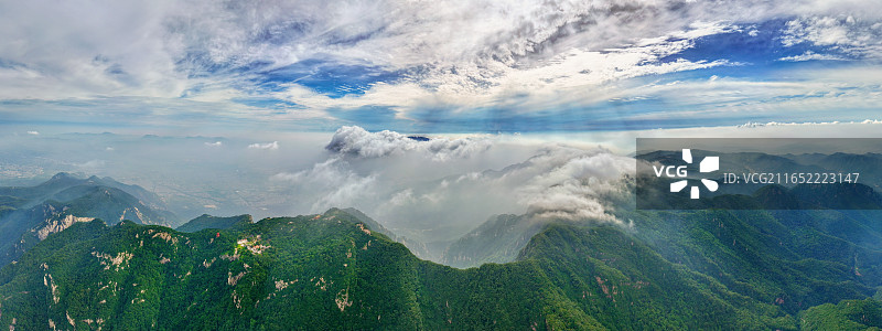 河南嵩山峻极峰云海图片素材
