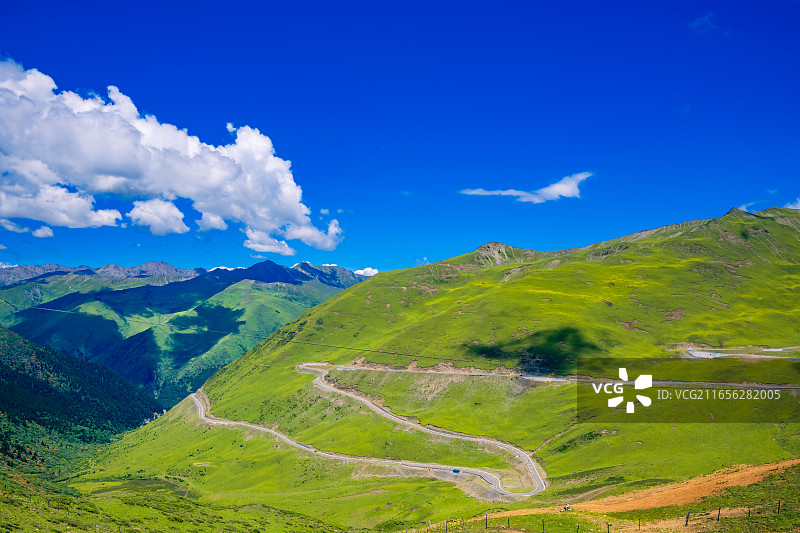 翻越夹金山图片素材