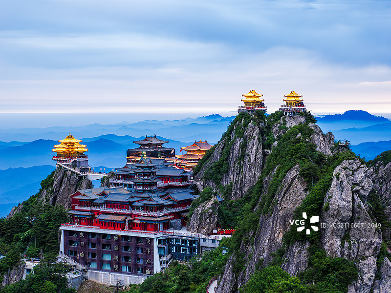 河南洛阳老君山蓝调日出，云景索道，金殿，峰林索道，十里画屏，伏牛山图片素材