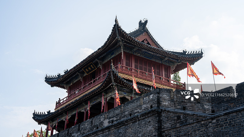 荆州古城东门城楼宾阳楼图片素材